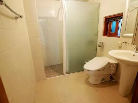 Spacious! 2br 2ba At Hongdae Appartamento Seul